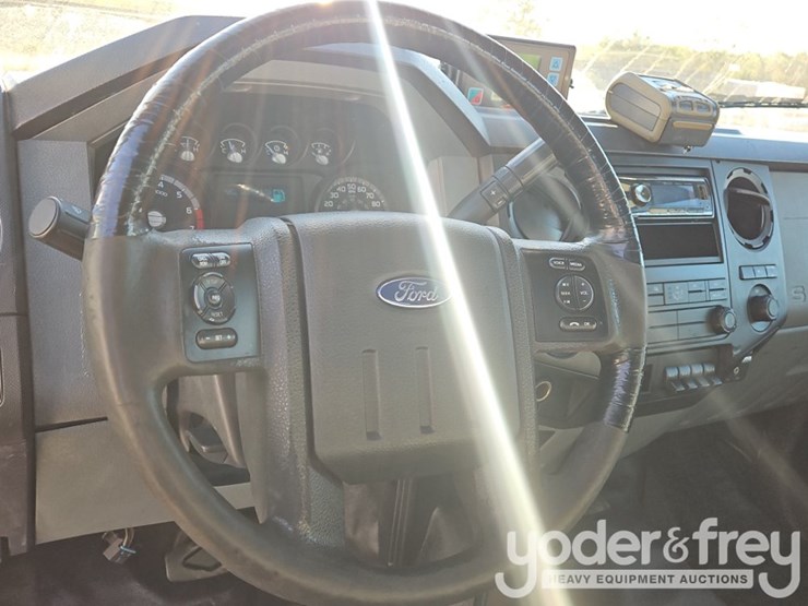 2013-ford-f350-sd-image-24