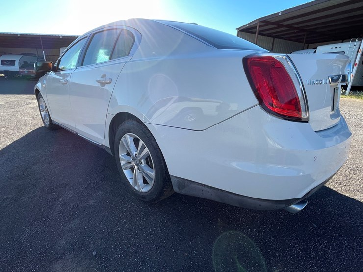 #2759-•-2010-lincoln-mks-(has-nm-title)-image-96