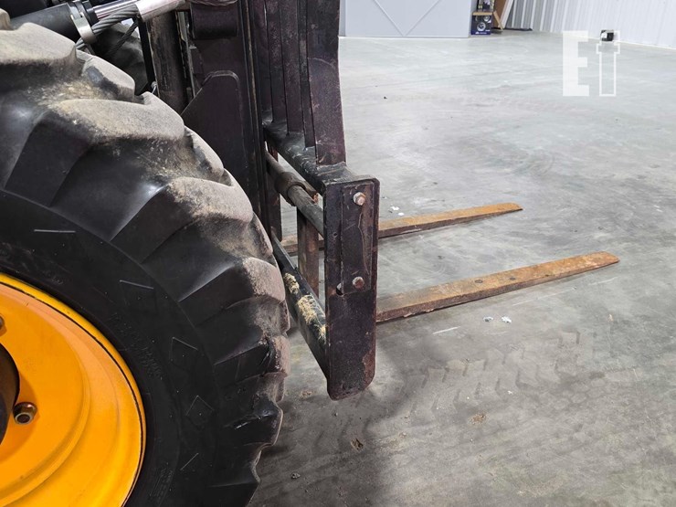2020-jcb-930-image-11