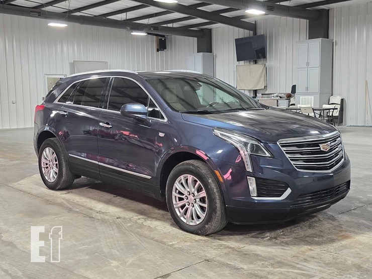 2019-cadillac-xt5-image-2