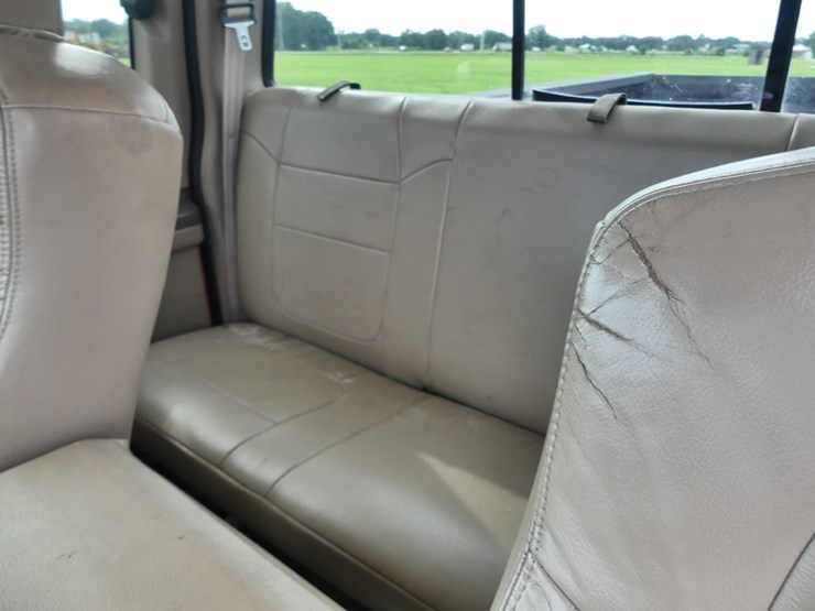 2004-ford-f350-image-12