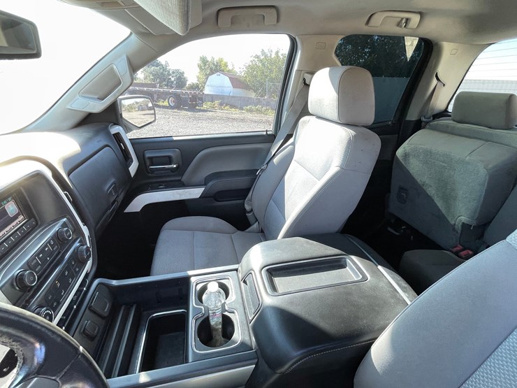 #2754-•-2015-chevrolet-silverado-(title-in-delay)-image-37