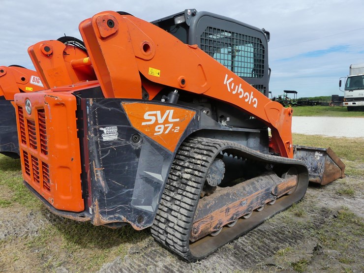 2022-kubota-svl97-2-image-4