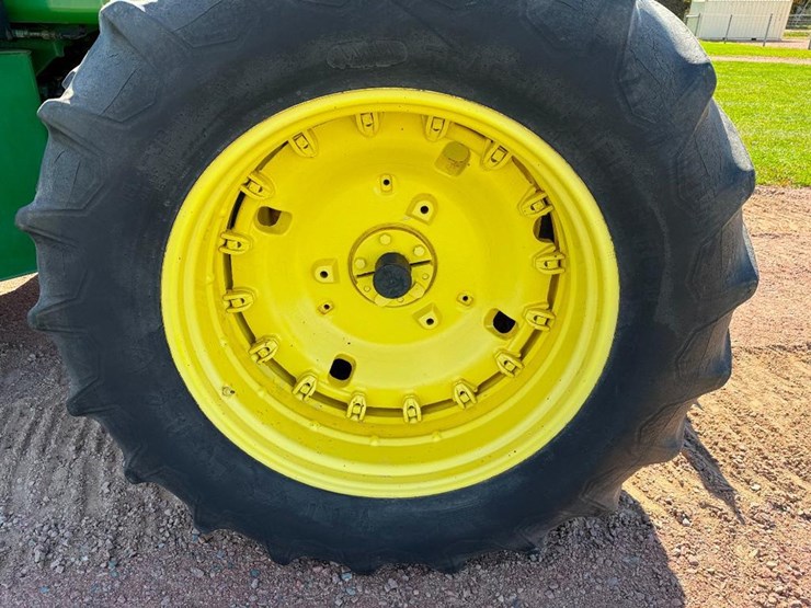 john-deere-8450-image-7
