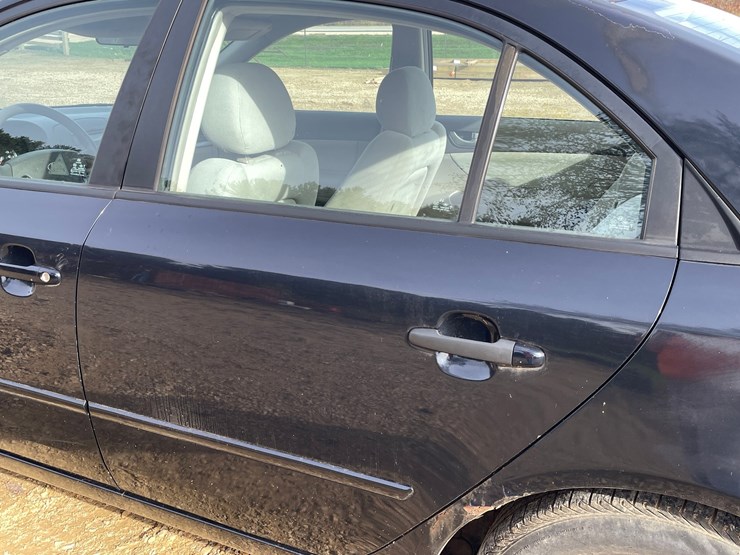 #203-•-2008-hyundai-sonata-(has-wi-title)-image-32