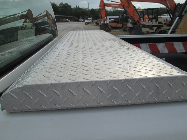 2006-chevrolet-2500hd-image-19