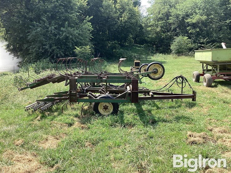 john-deere-1010-image-4