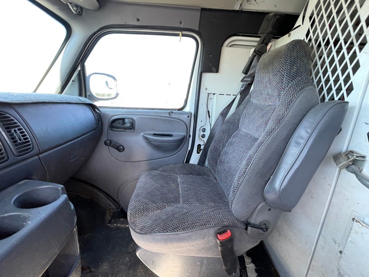 #2753-•-2000-dodge-ram-(title-in-delay)-image-25