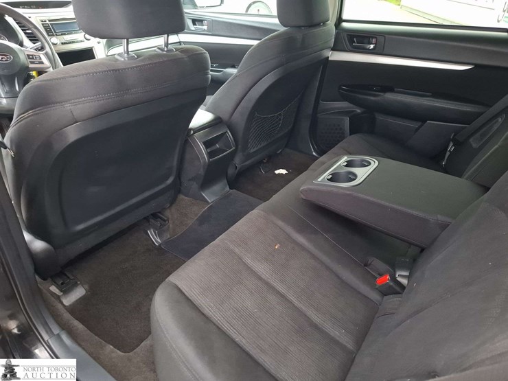 2014-subaru-outback-image-14
