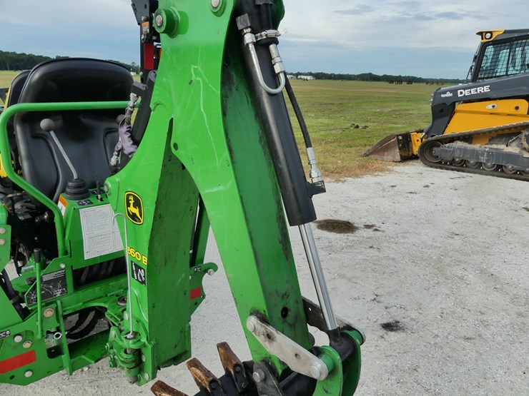 john-deere-1025r-image-12