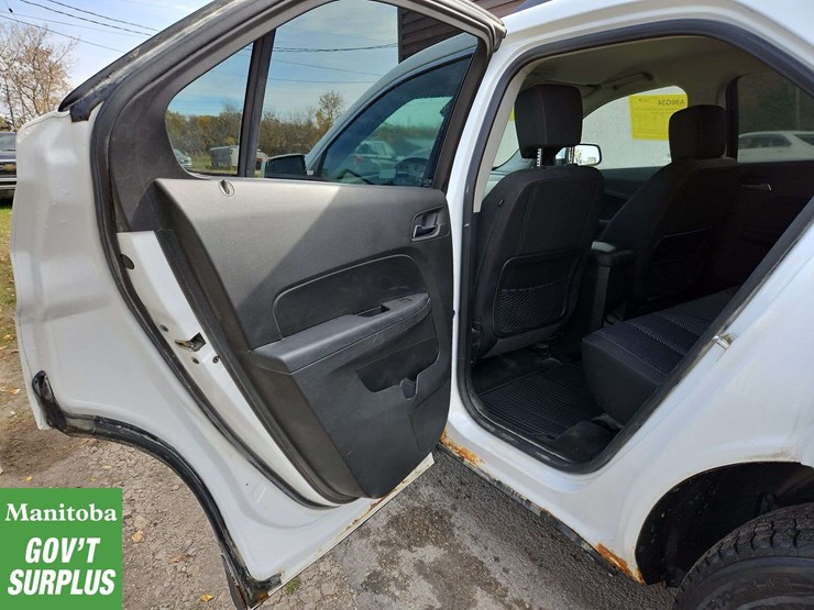 2016-chevrolet-equinox-image-23