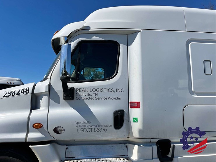 2018-freightliner-cascadia-t/a-truck-tractor-image-21