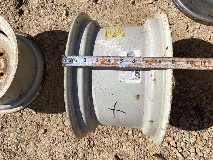 #3028-•-(2)-14"-implement-rims-image-9