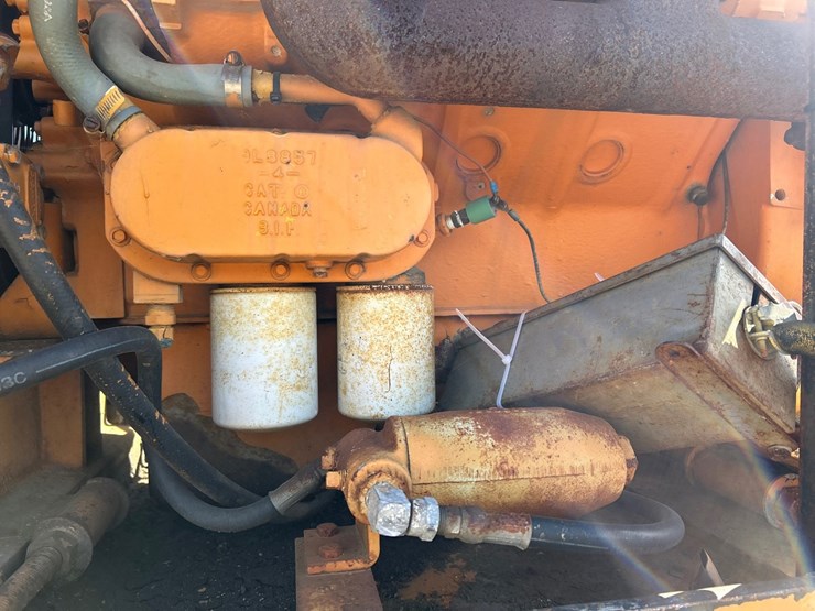 caterpillar-3208-image-19
