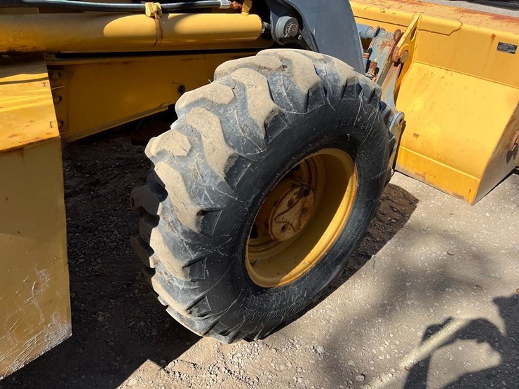 2008-deere-310sj-image-22