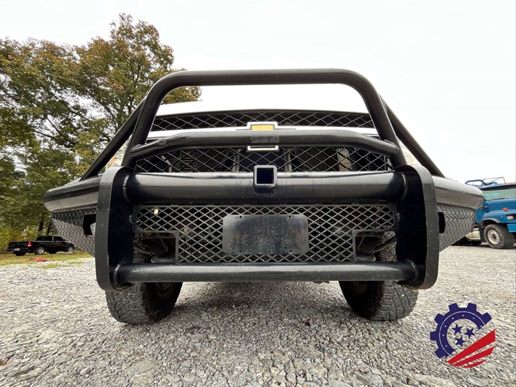 2013-chevrolet-silverado-z71-/-4x4-/-3500hd-pickup-image-12