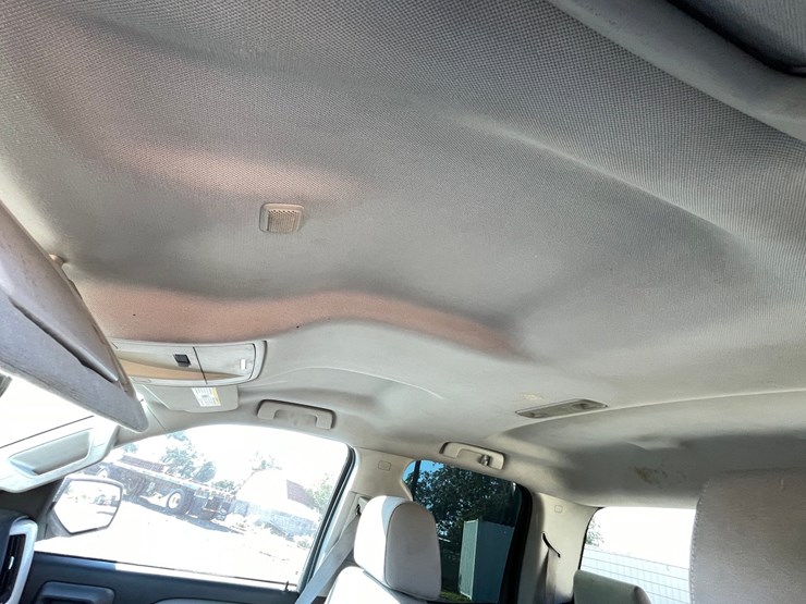 #2754-•-2015-chevrolet-silverado-(title-in-delay)-image-39
