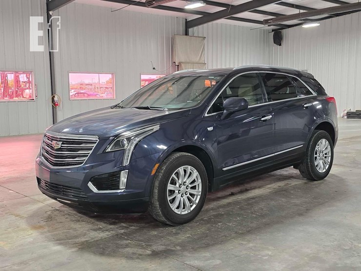 2019-cadillac-xt5-image-1