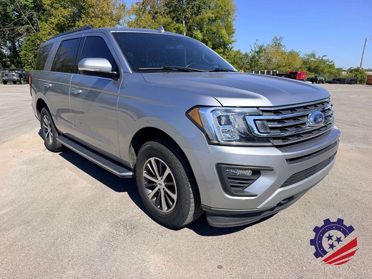 2021-ford-expedition-xlt-image-6