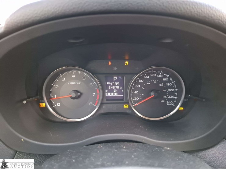 2013-subaru-crosstrek-image-11