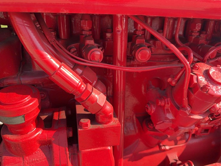 farmall-350-image-47
