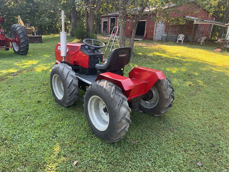 custom-case-4994-articulating-tractor-image-7