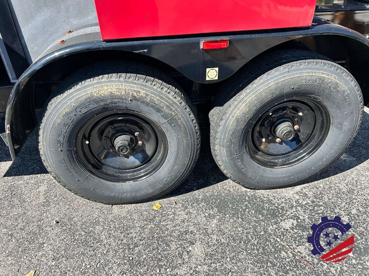 2009-sewer-equipment-co.-of-america-747-fr2000-jetter-trailer-image-26