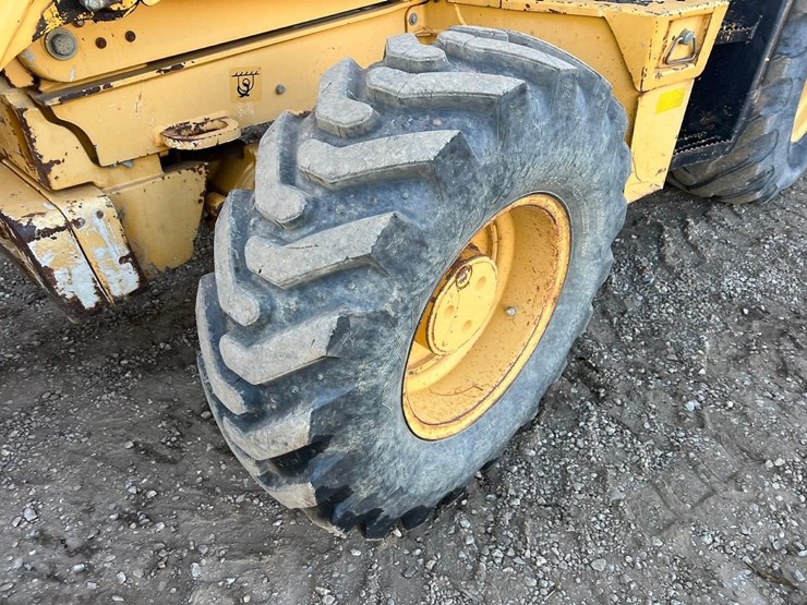 2006-deere-310sg-image-12
