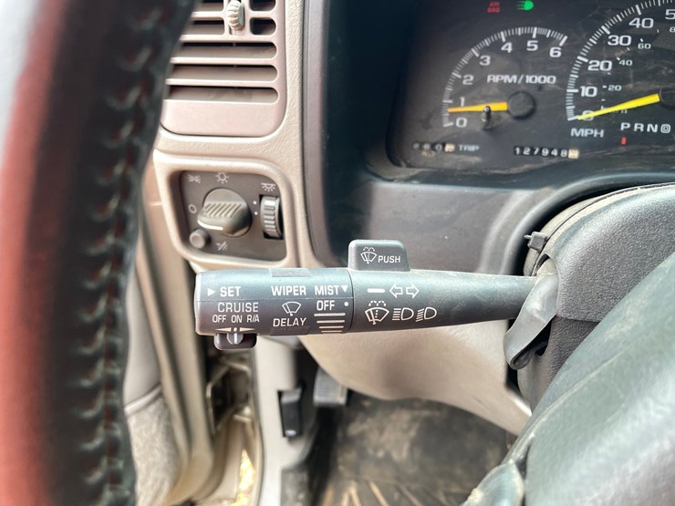 2000-chevrolet-silverado-3500-image-91