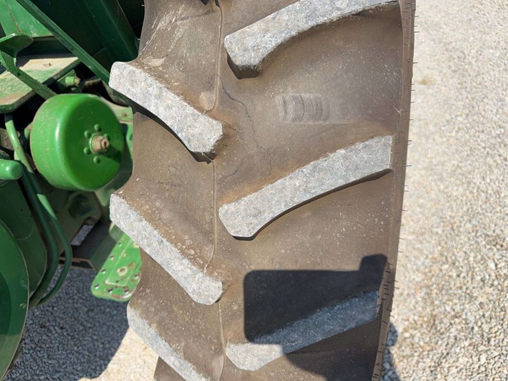 john-deere-730-image-17