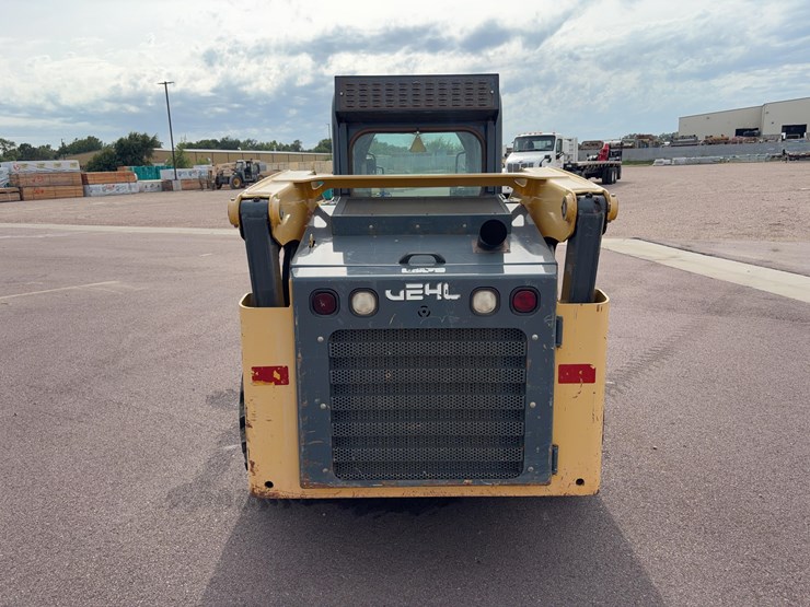 gehl-v270-image-5