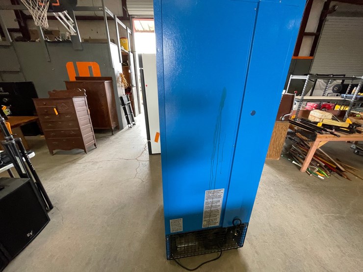 #4670-•-commercial-glass-door-freezer-image-8