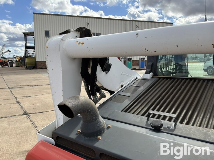 2019-bobcat-t770-image-19