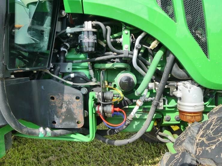 john-deere-4066r-image-10