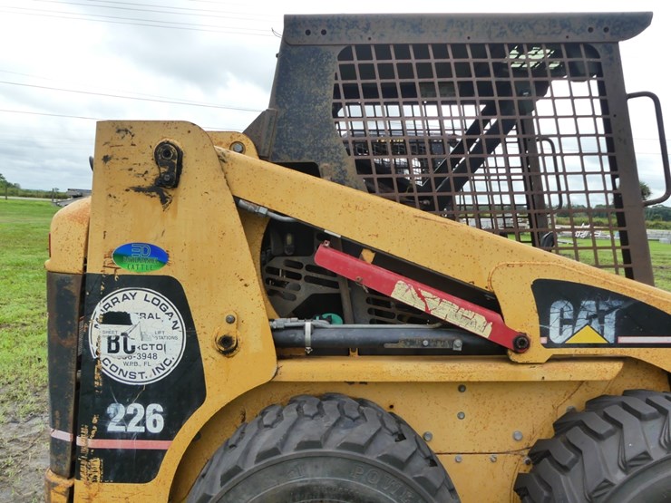 2003-caterpillar-226-image-7
