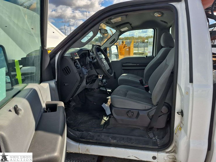 2015-ford-f350-image-10