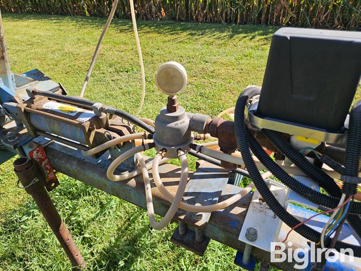 9-knife-anhydrous-applicator-image-15