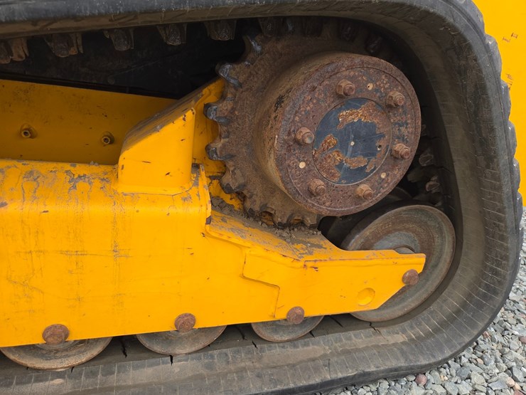 jcb-225t-image-39