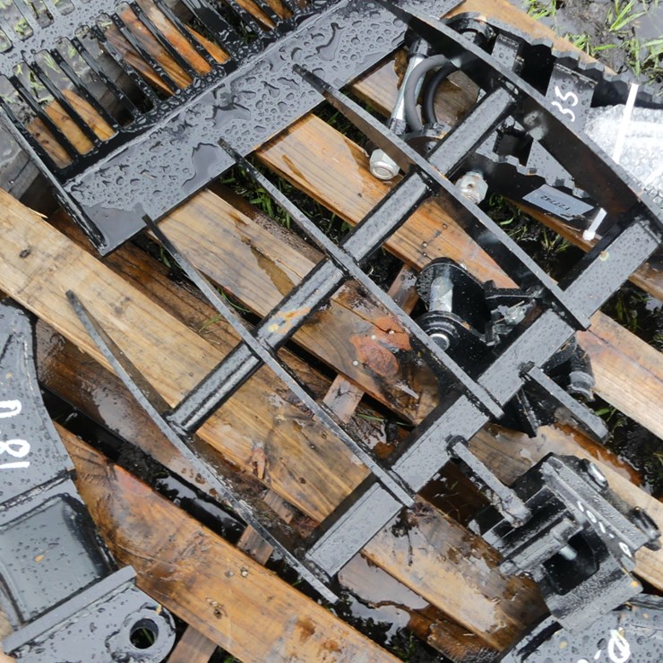 Giyi Mini Excavator Rake