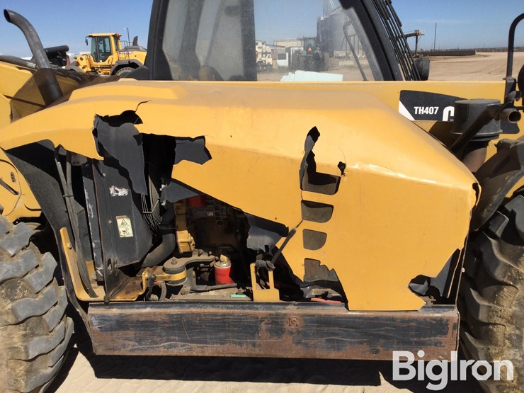 2009-caterpillar-th407-image-9