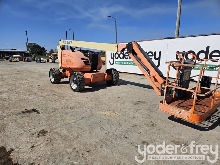 2015-jlg-600aj-image-7