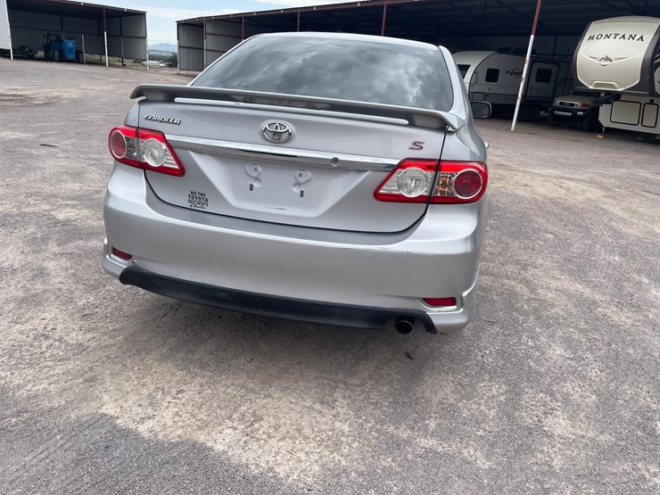 #2765-•-2011-toyota-corolla-(title-in-delay)-image-6