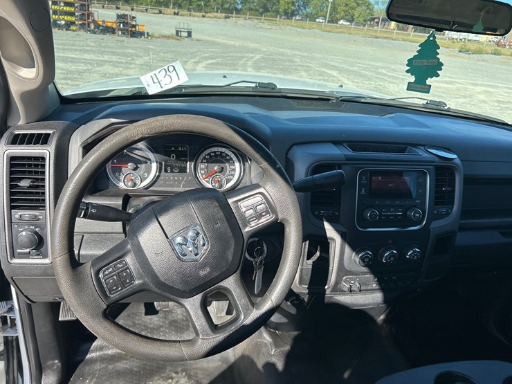 2018-dodge-3500-image-9