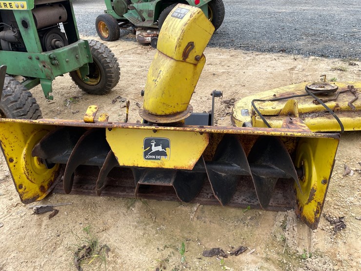john-deere-140-image-24