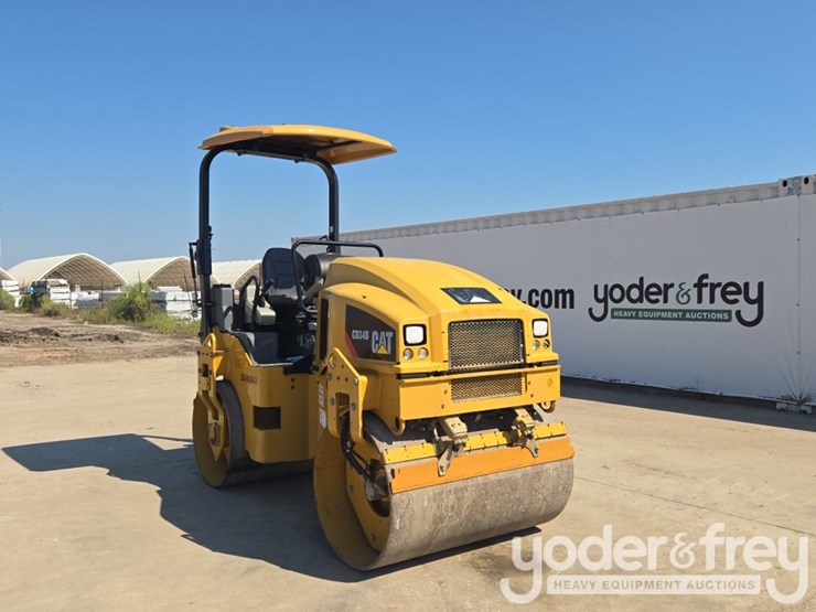 2021-caterpillar-cb34b-image-7