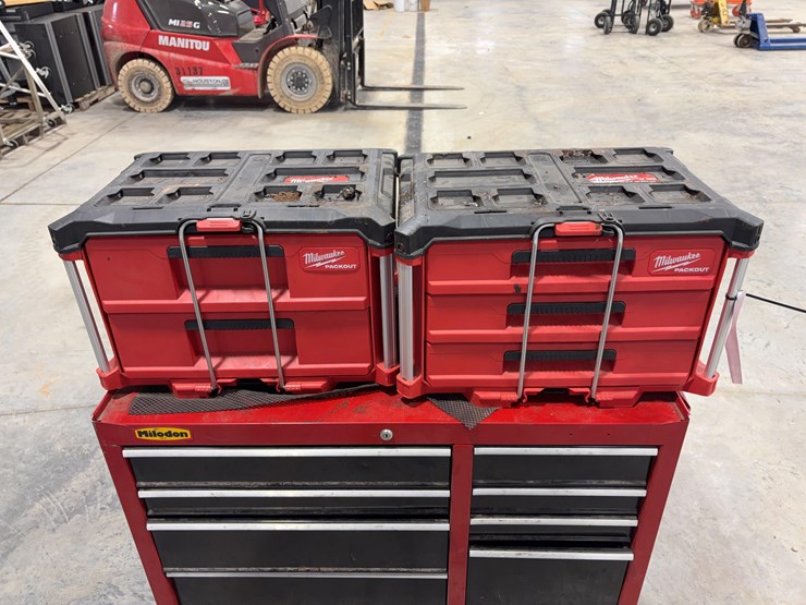 craftsman-tool-box-with-milwaukee-packouts-image-6