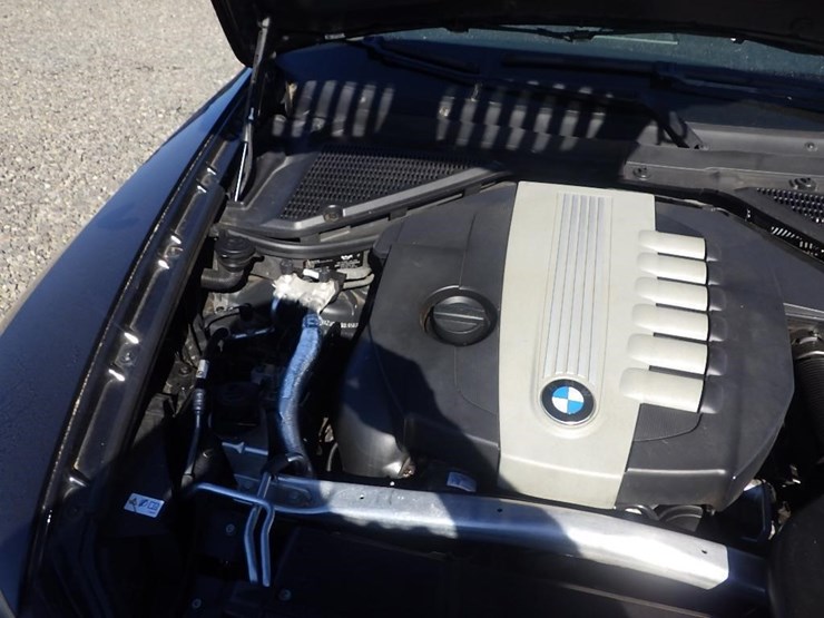 2011-bmw-x5-image-15