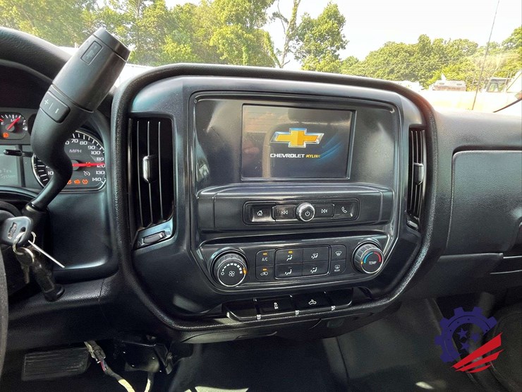 2017-chevrolet-silverado-1500-image-52