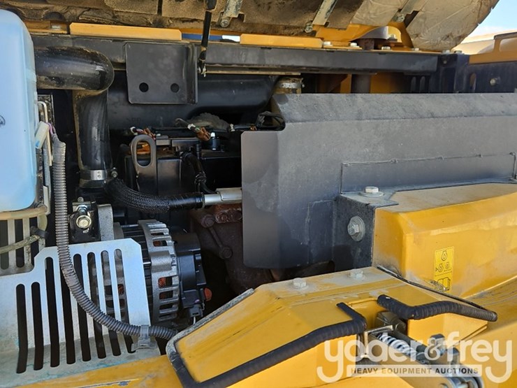 2017-deere-75g-image-14