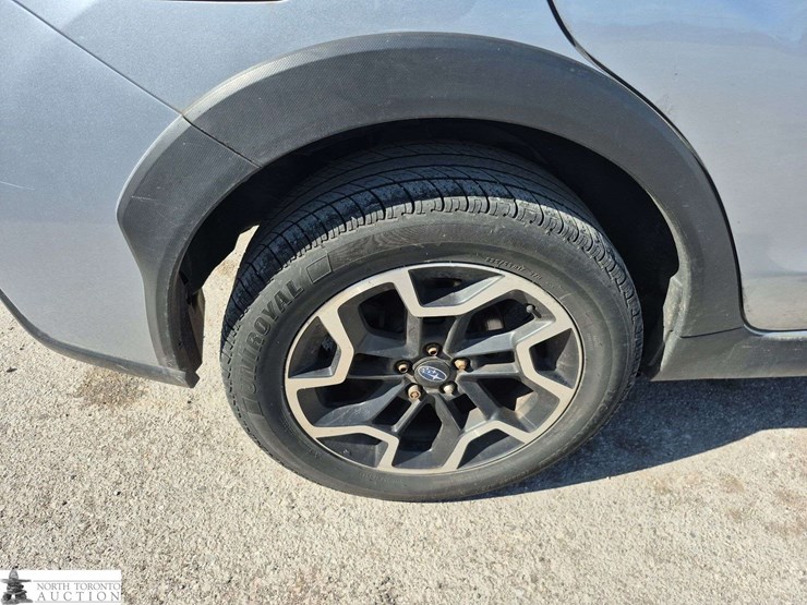 2016-subaru-crosstrek-image-24